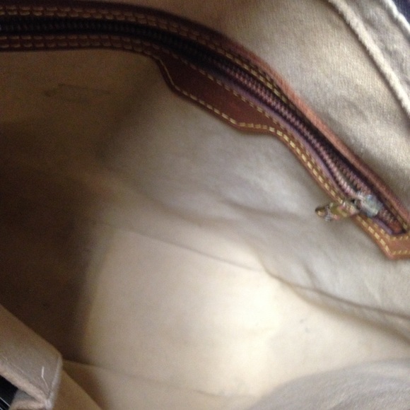 Louis Vuitton Brown Mono Canvas Shoulder Bag - Picture 8 of 14